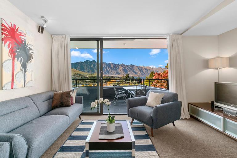 Lomond Retreat - Near CBD Executive Apartment - B&B Queenstown