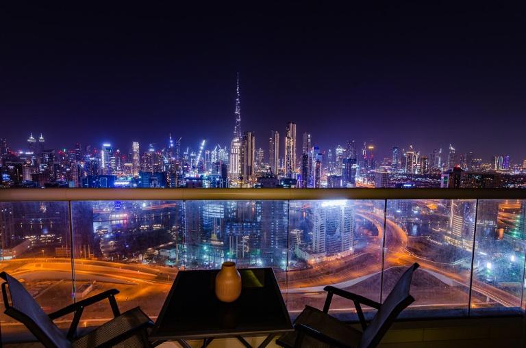 Royal Club By RVHR, Paramount Tower B, Business Bay - Chambres d'hôtes Dubaï