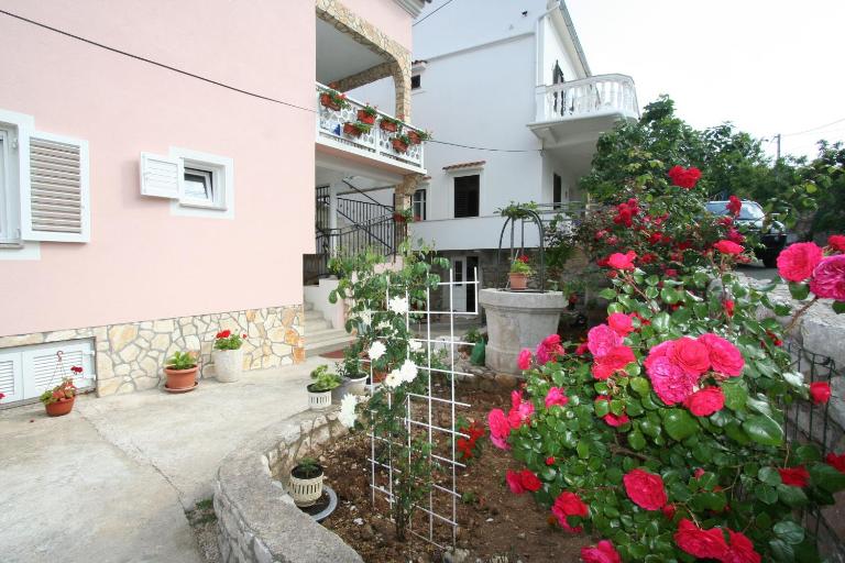 Apartmani Radosav - B&B Šilo