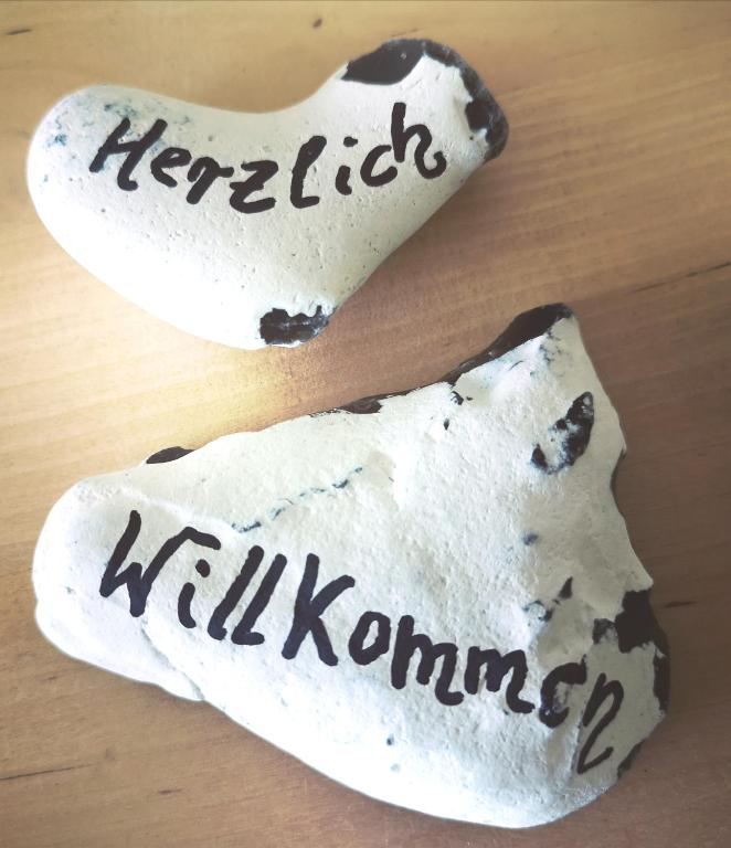 Ferienwohnung am Krienker See mit Terrasse - Ferienwohnung Dewichow