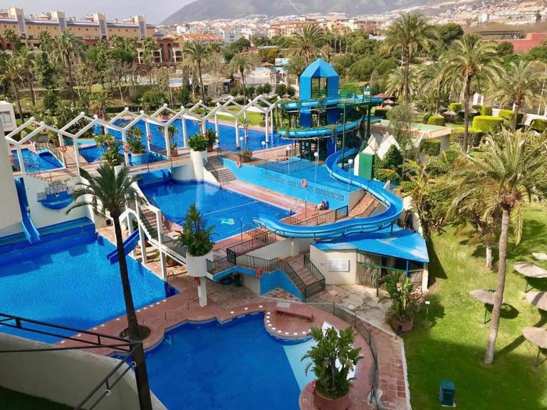 Benalbeach, primera linea - Chambres d'hôtes Benalmádena