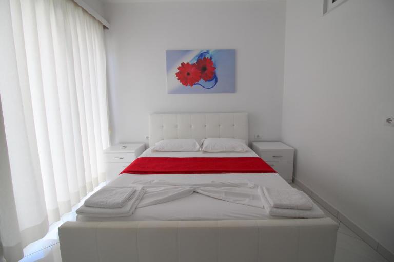 Eleana Apartments - Chambres d'hôtes Saranda