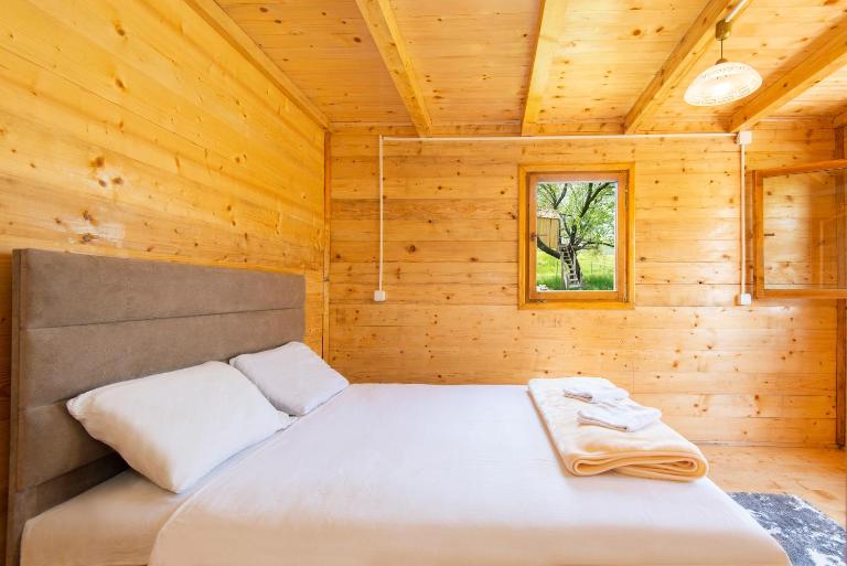 Lovcen mountain cottages - Chambres d'hôtes Vratnica