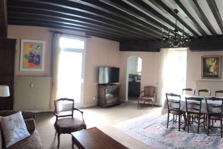 Appartement spacieux 78m2 plein centre, balcon, jusqu’à 6 personnes - B&B La Bourboule
