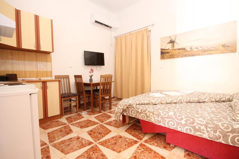 Apartment with pool Tomic Boka Bay - B&B Herceg Novi