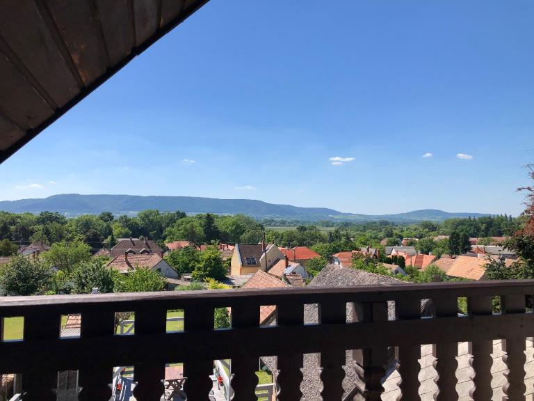 Pupos Apartman Szigliget - B&B Szigliget