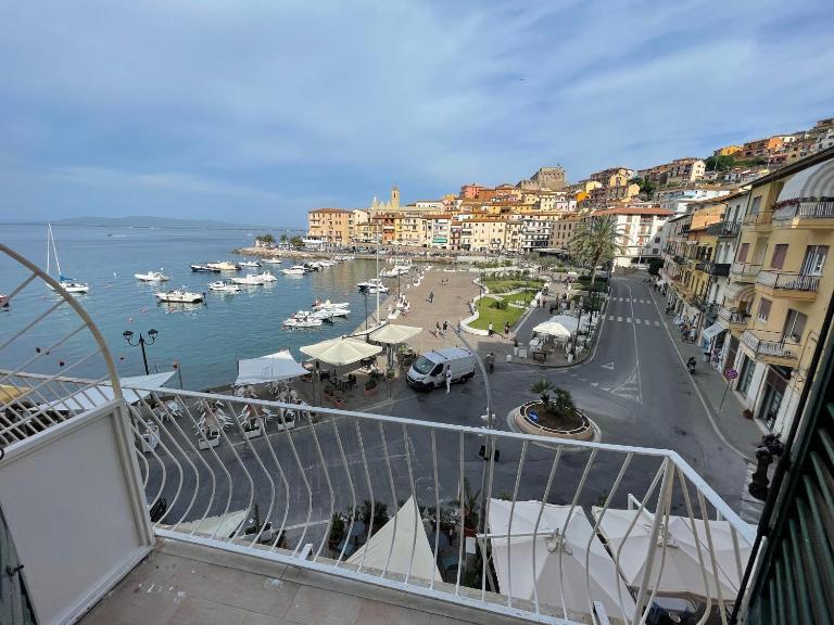 Casa sul Porto vista mozzafiato - Ferienwohnung Porto Santo Stefano