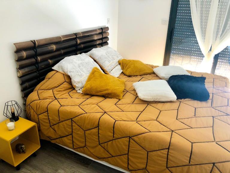 La Croisée Chambre d hôte avec sanitaires partagés - Ferienwohnung Guéreins