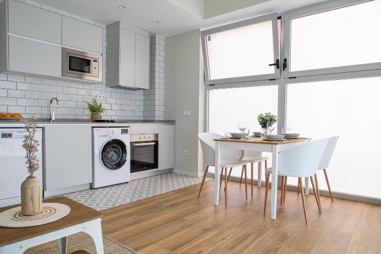 FLORIT FLATS - City Arts & Port Suites - 15 min Beach - B&B Valencia