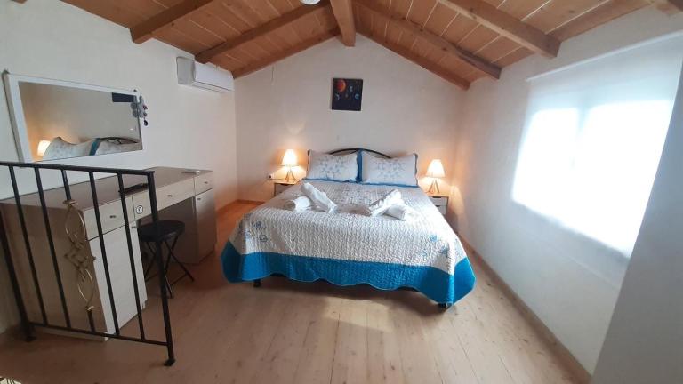 White Manolia Cottage - Ferienwohnung Káto Korakiána