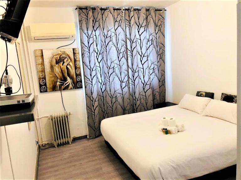 Deluxe room center - Bed and Breakfast Madrid