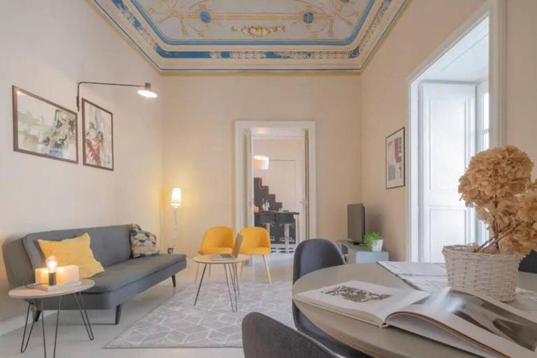 Appartamento Nobiliare Design a 2 passi dal mare - B&B Cefalù