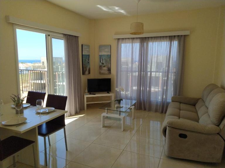 Adalena Court - B&B Paralímni