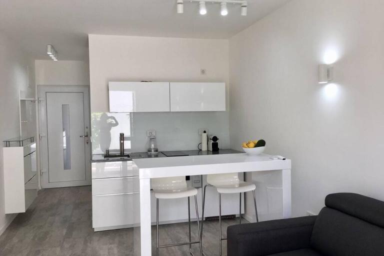 White Studio Opatija - B&B Abbazia