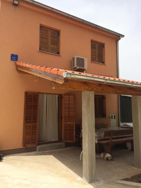 Apartman Anna - B&B Kukljica