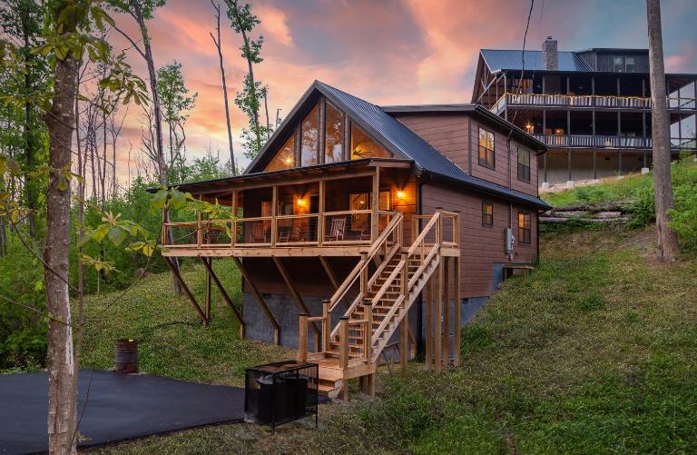 Creekside Manor Too cabin - Bed and Breakfast Gatlinburg