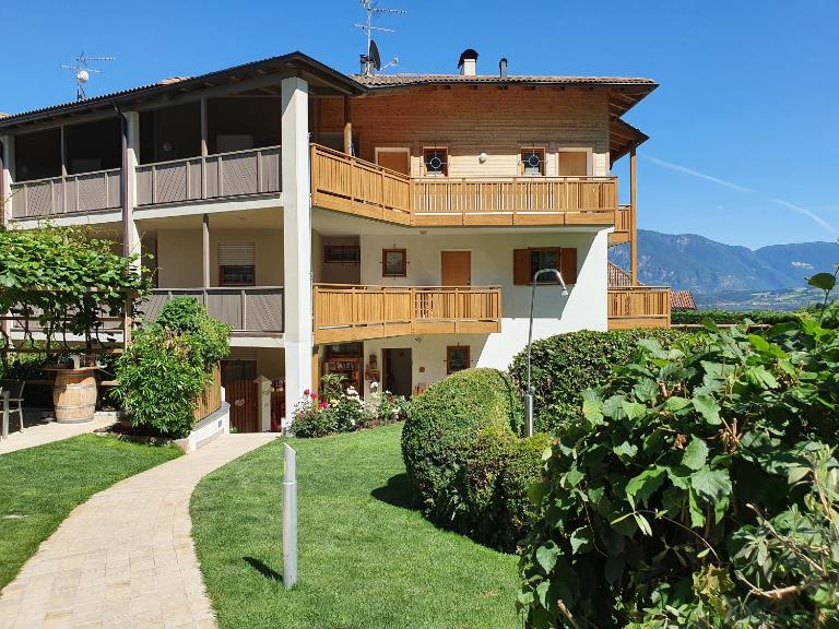 Haus Hofer *** - B&B Andriano