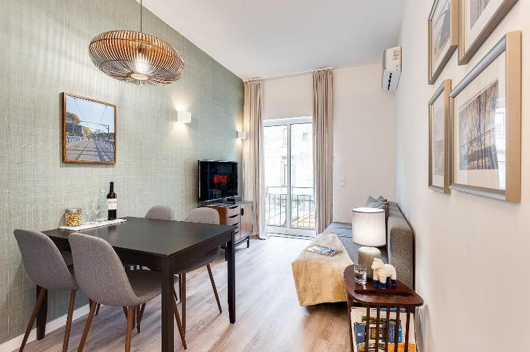 Central Porto 1BR Apartment - Oporto Bridges - B&B Oporto