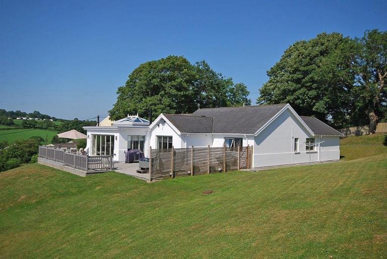 Amber Cottage - Luxury Cottage, Hot Tub, Sea Views and Log Burner - Ferienwohnung Saundersfoot