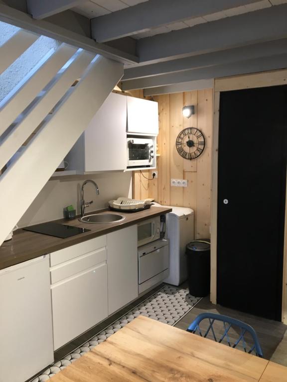 Joli petit appartement au calme, refait à neuf, avec linge de maison fourni - Chambres d'hôtes Cauterets