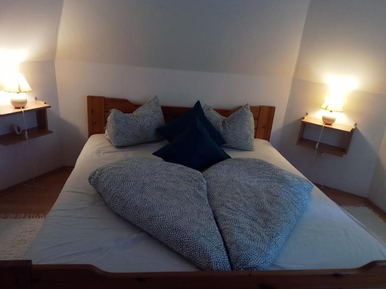 Elo Apartman - B&B Csokonyavisonta