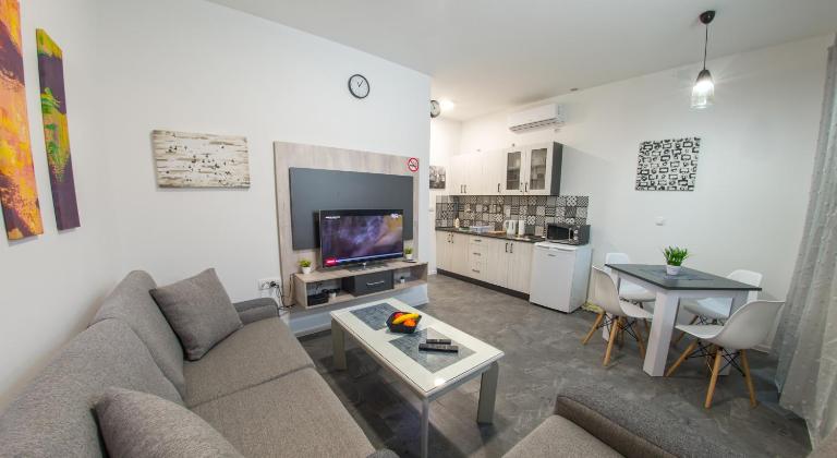 Cozy apartment in Old Town - with parking - B&B Mostar