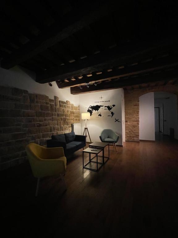 L'ANTICA FALCONERIA - B&B Jesi