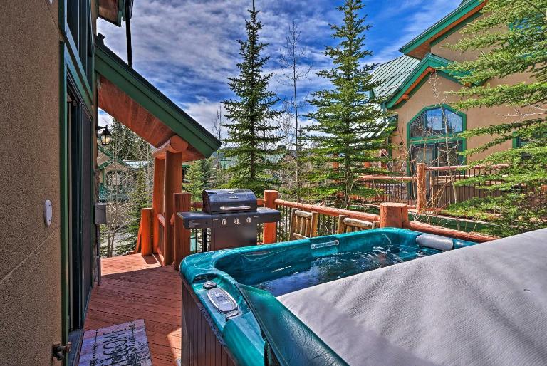 Steps to Gondola! Hot Tub Haven in Breckenridge - B&B Breckenridge