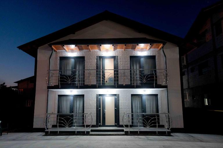 Casa Fuchsia - B&B Costineşti