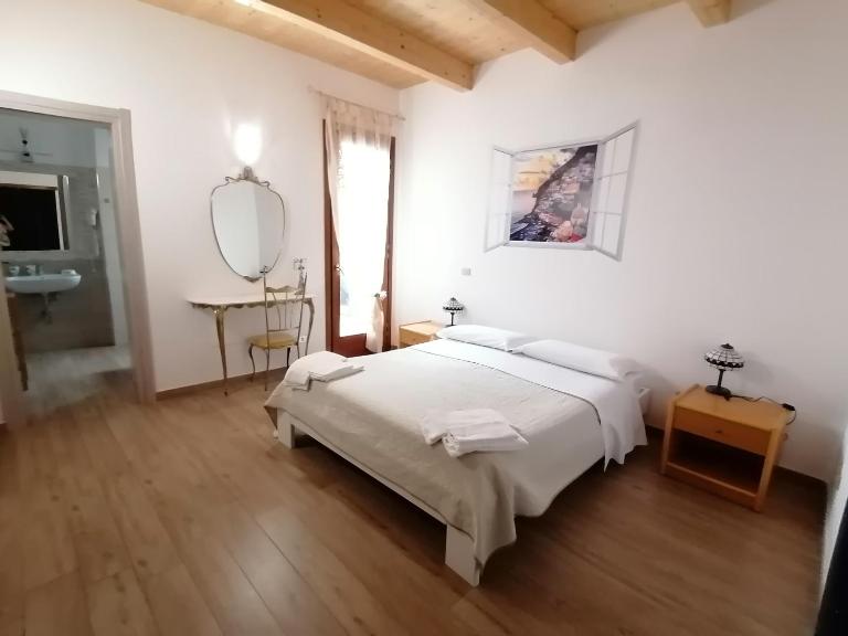 the Mainstreet - Ferienwohnung Agerola