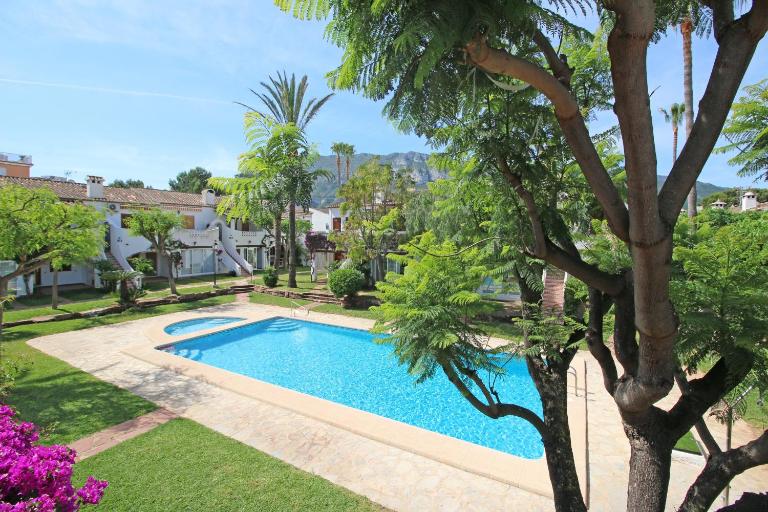 Residencial Tropicana by CARLOSFERIEN - Chambres d'hôtes Denia