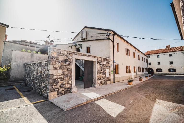 Guesthouse Muha - B&B Lipizza