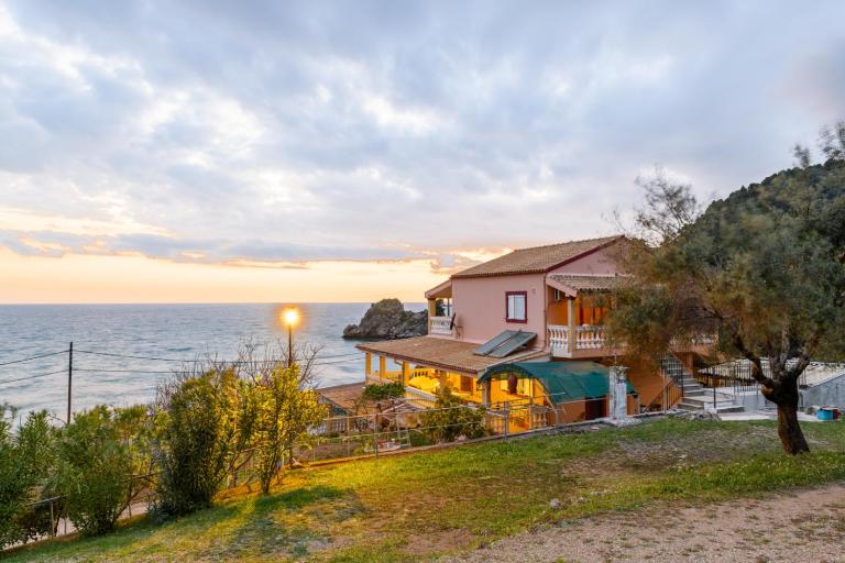 Serenity - B&B Pelekas