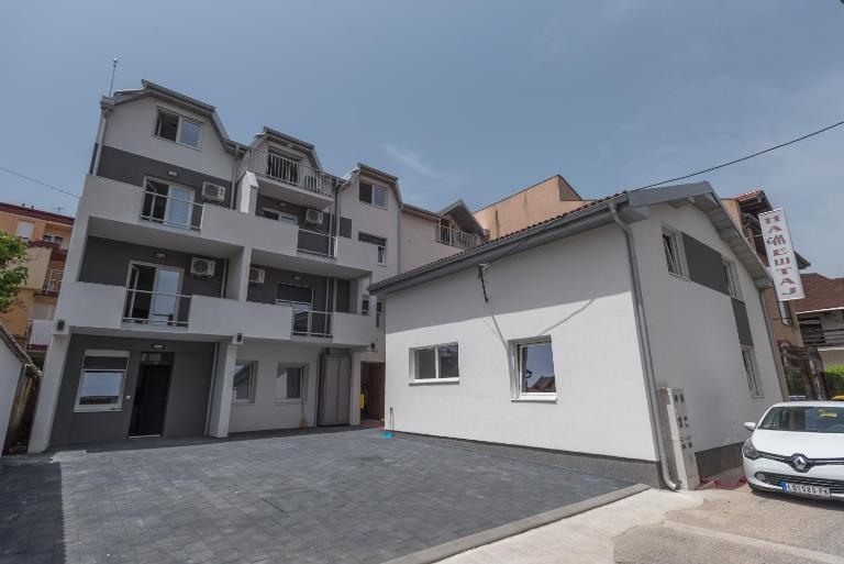 Apartmani Centar Loznica - Chambres d'hôtes Loznica
