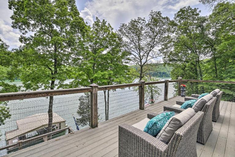 Inviting Family Abode w/ Dock on Norris Lake! - Chambres d'hôtes Caryville