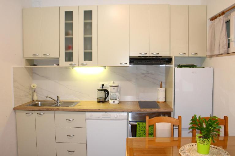 Apartment Teraferma 2 - Bed and Breakfast Komiža