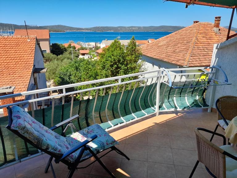 Apartment Gotovina Biograd na Moru - B&B Biograd na Moru