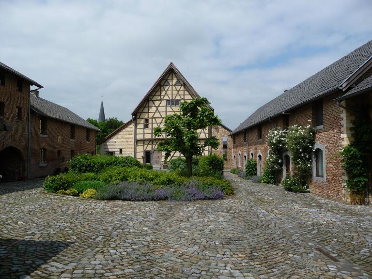 Hof van Eggertingen nr. 8 - Bed and Breakfast Riemst