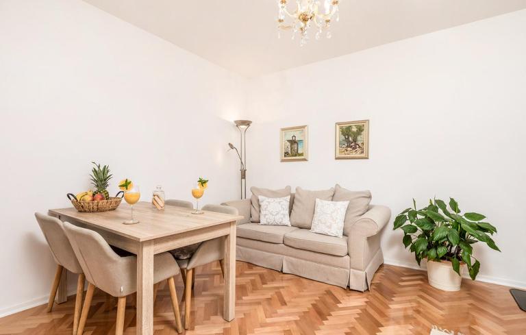 Sunset Apartment with Sea View - B&B Povljana