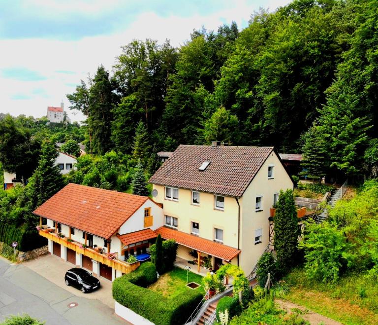 Kleines Waldglück in der Fränkischen Schweiz - B&B Gößweinstein