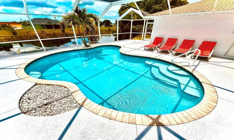 !NEW! Villa Waterview - B&B Cape Coral
