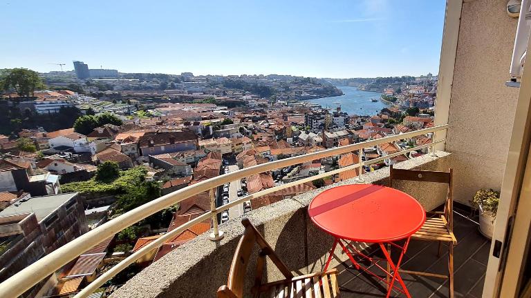 Porto River Sunset 7th - Ferienwohnung Vila Nova de Gaia