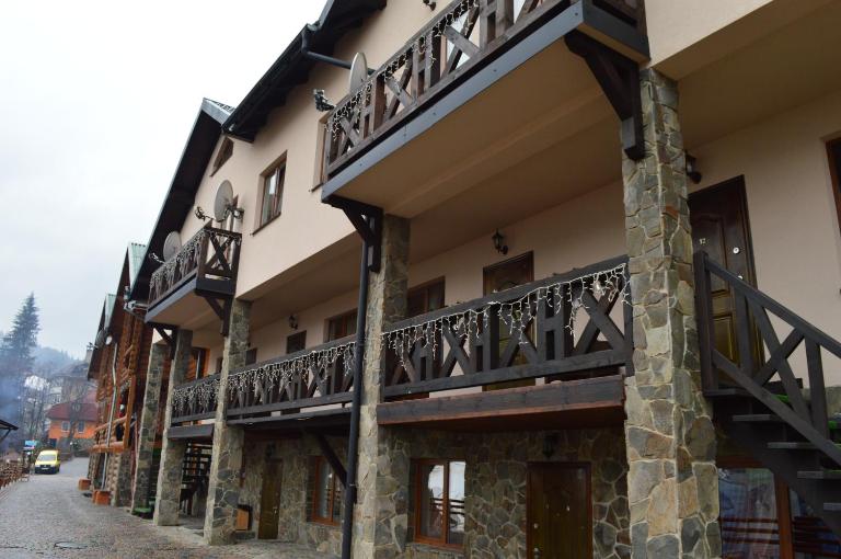 Вежа - Chambres d'hôtes Bukovel