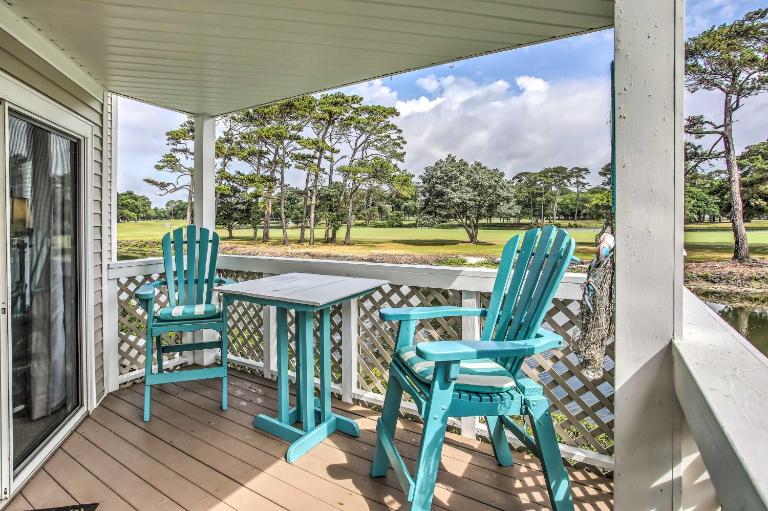 Waterfront North Myrtle Beach Condo w/ Pool Access - B&B Myrtle Beach