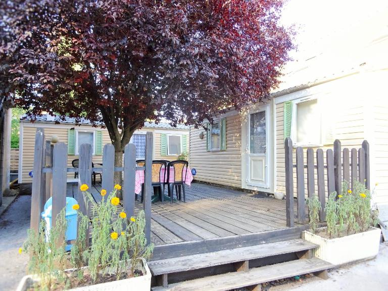 Mobil-Home 2 "Camping" - B&B Pesmes