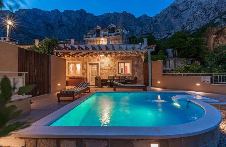 Villa Anima in Makarska, private pool - B&B Makarska