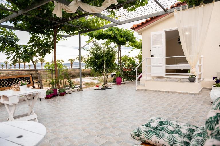 Sea View Residence - Bed and Breakfast Néa Kíos