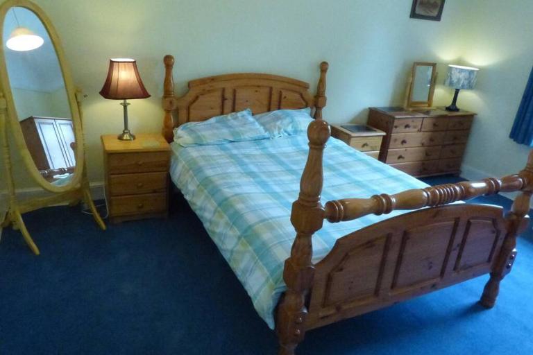 Pitlochry North Wing Apartment - very central - B&B Pitlochry