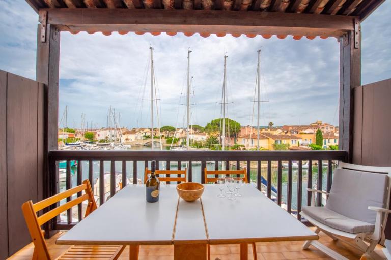 Nice Apt In Front Of The Marina In Grimaud - Ferienwohnung Grimaud