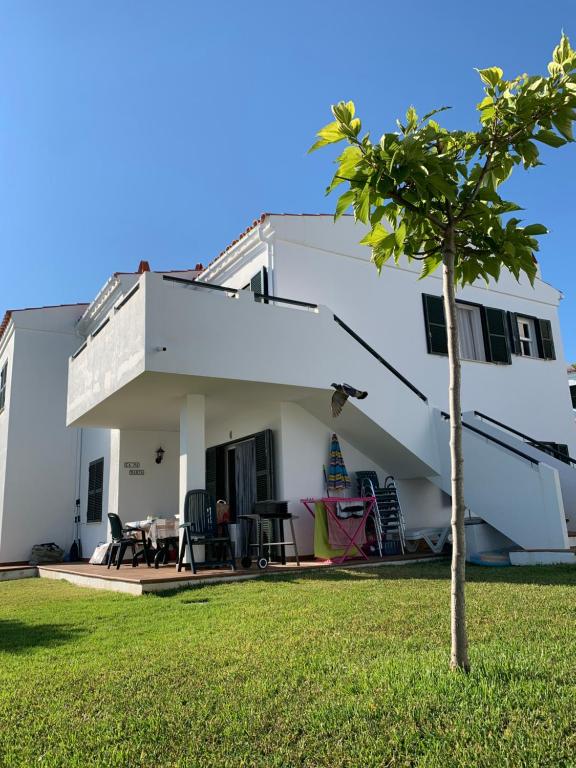 Ca la Marta apartamento con piscina y jardín a 150m de la playa - B&B Arenal d'en Castell
